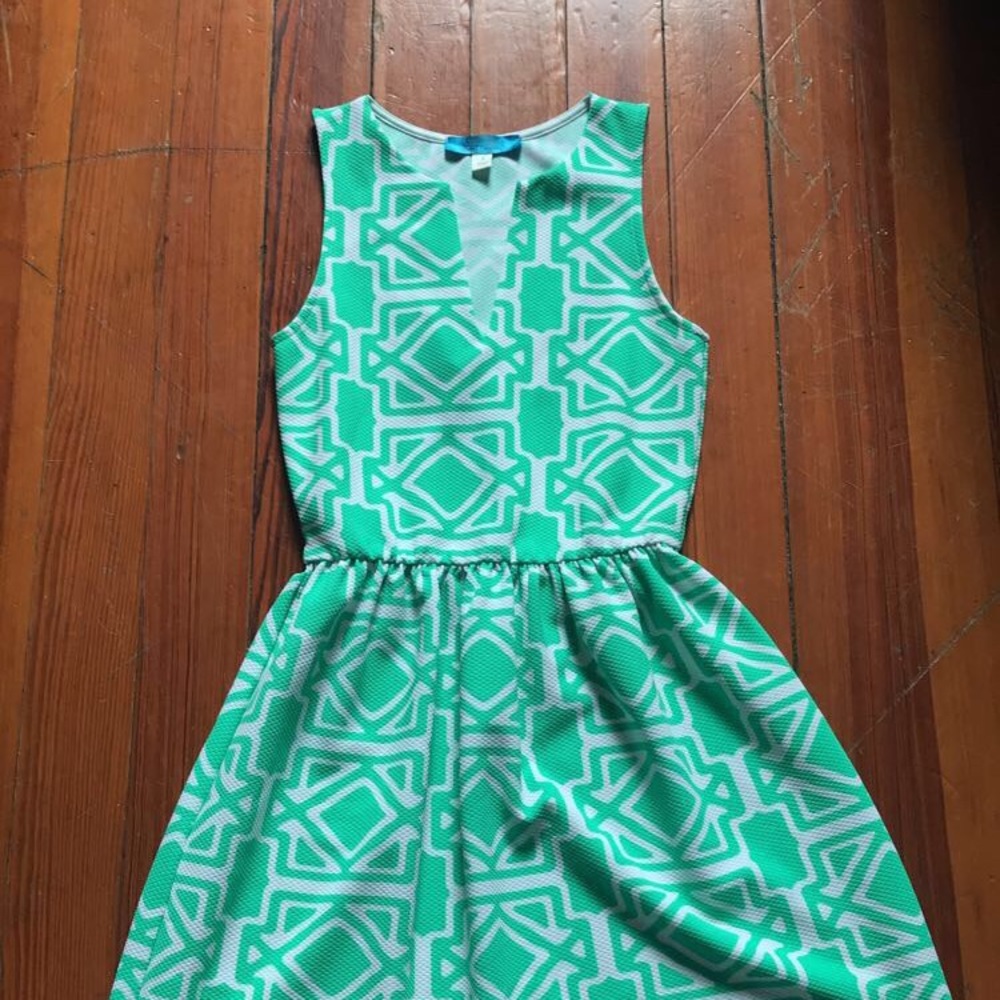 Size small green and white dress